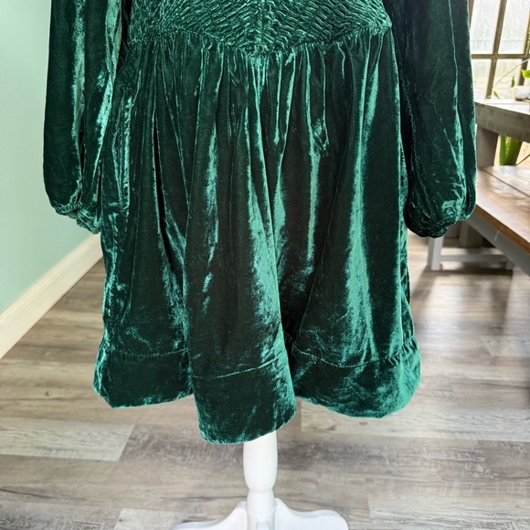 Free People Farrier A-Line Smocked Velvet Mini Dress Green Medium - Picture 4 of 7